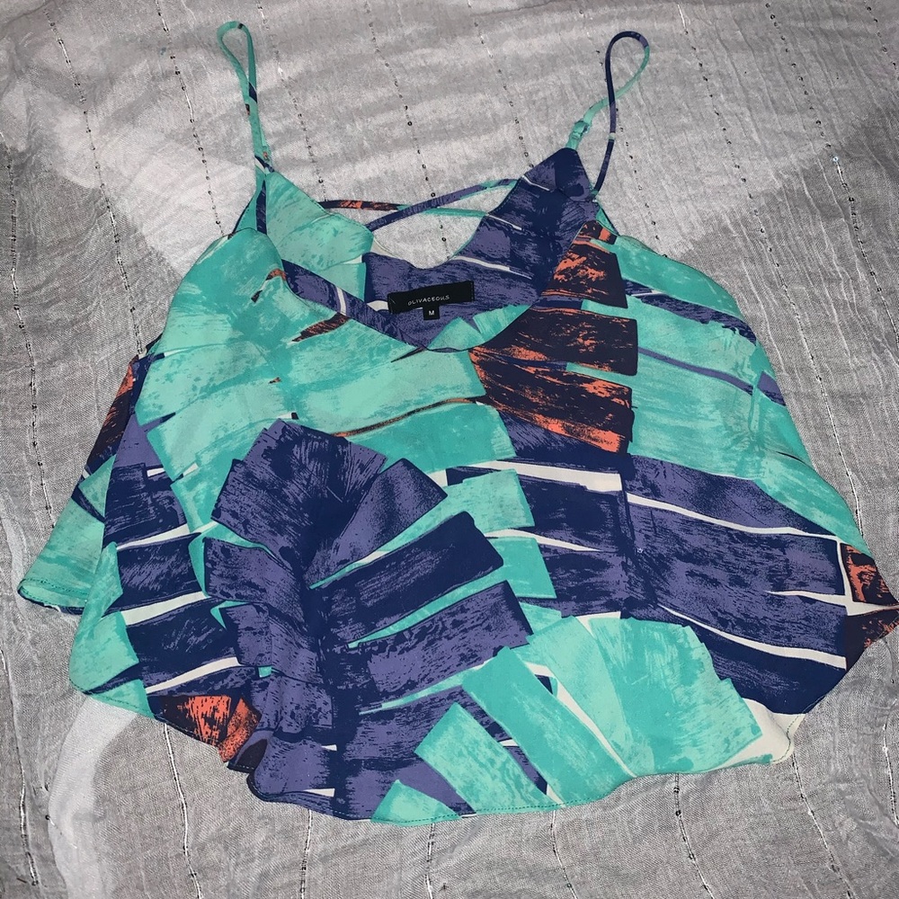 olivaceous cropped tank top